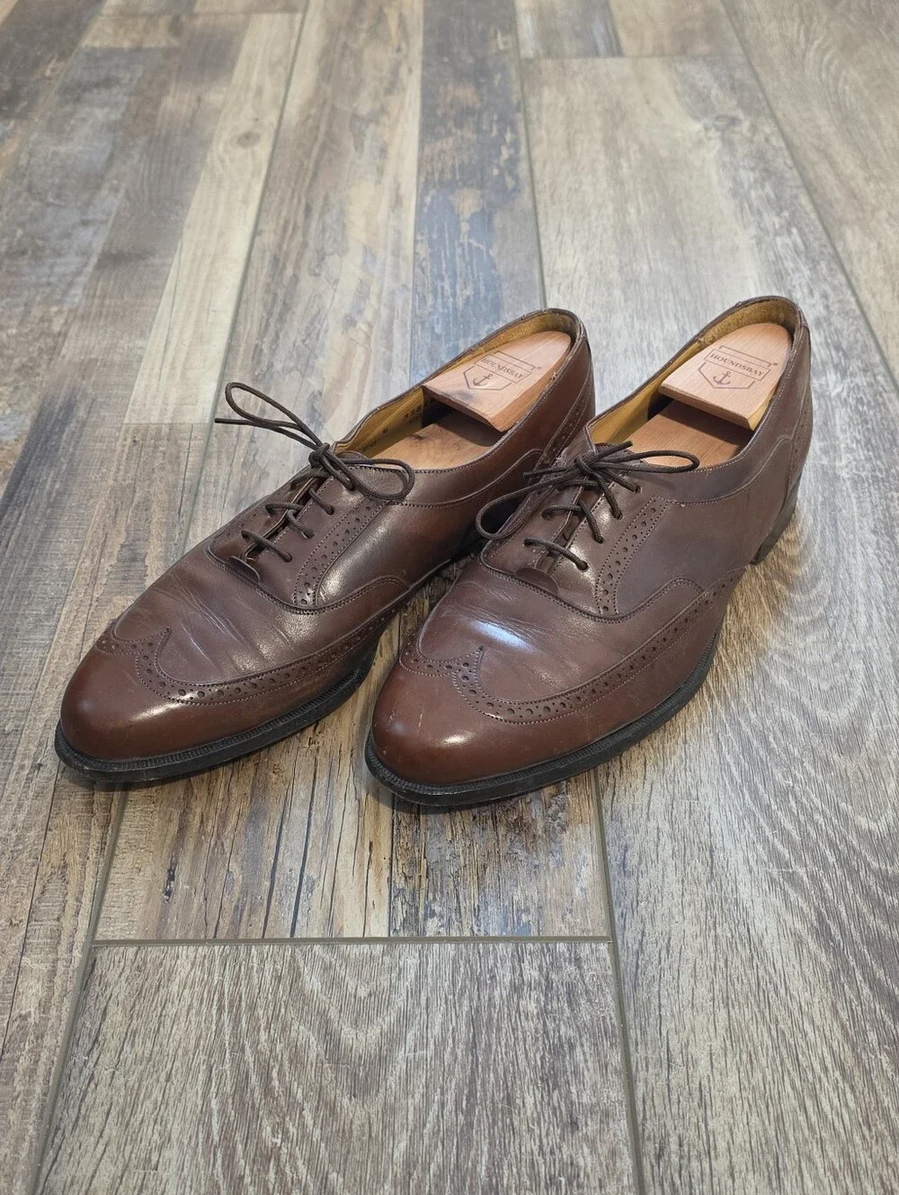 Johnston & Murphy - Aristocraft Made in USA Wingtip Oxfords - Men 9D - Brown